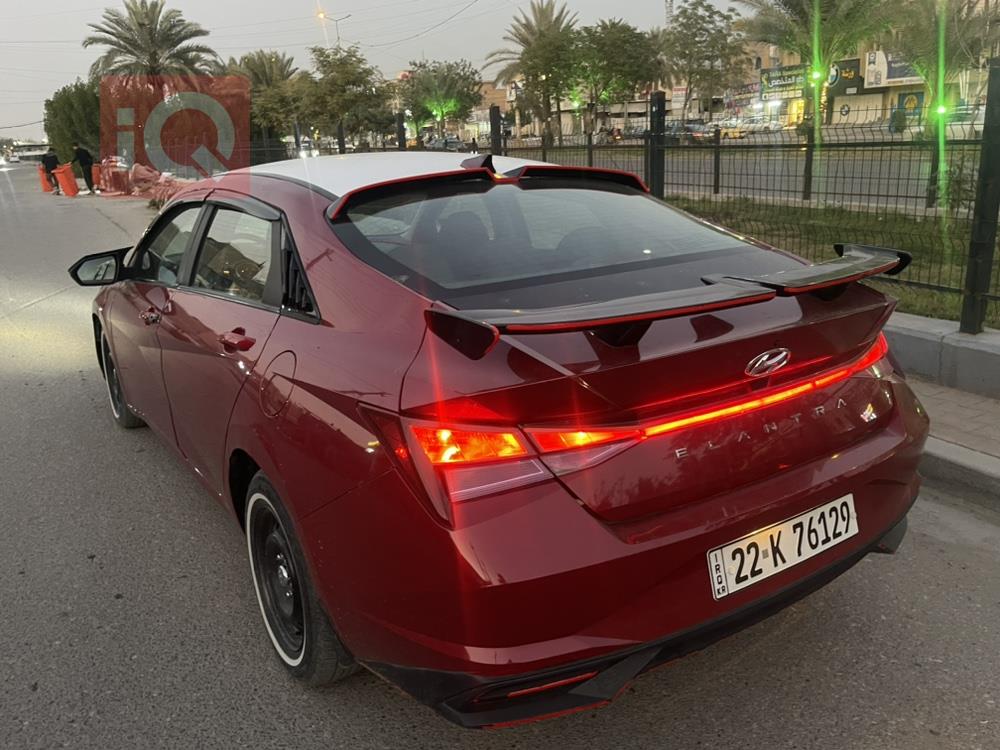 Hyundai Elantra